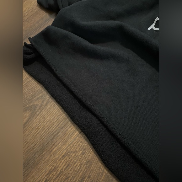 Women’s Bella + Canvas Fleece Black Plant Graphic Crop Sweatshirt L - Picture 10 of 12